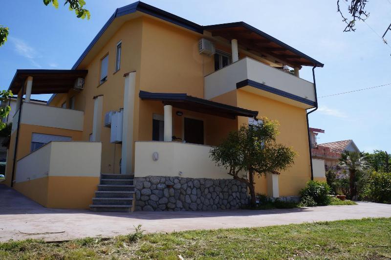 Hotel Maremonti Joppolo Bagian luar foto