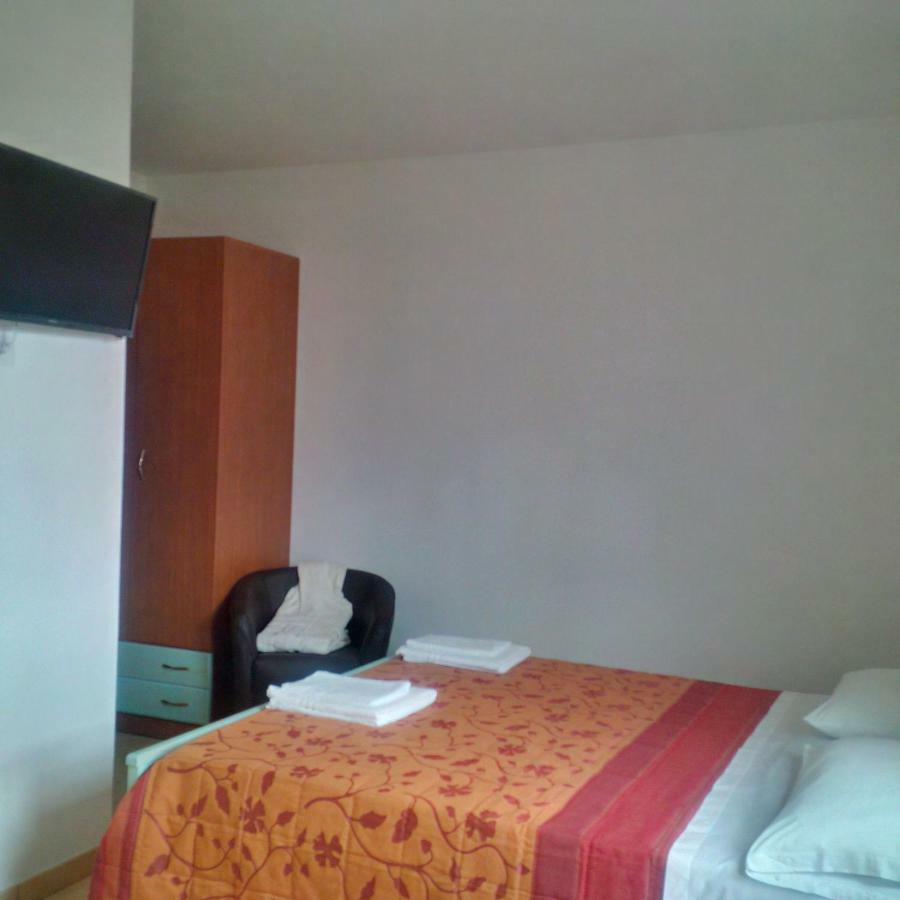 Hotel Maremonti Joppolo Bagian luar foto