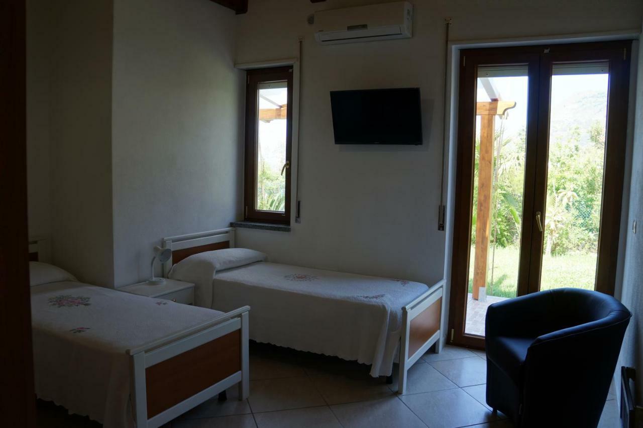 Hotel Maremonti Joppolo Bagian luar foto